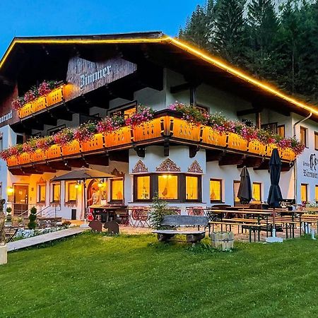 Garni Baerenwirt Acomodação com café da manhã Leutasch Exterior foto